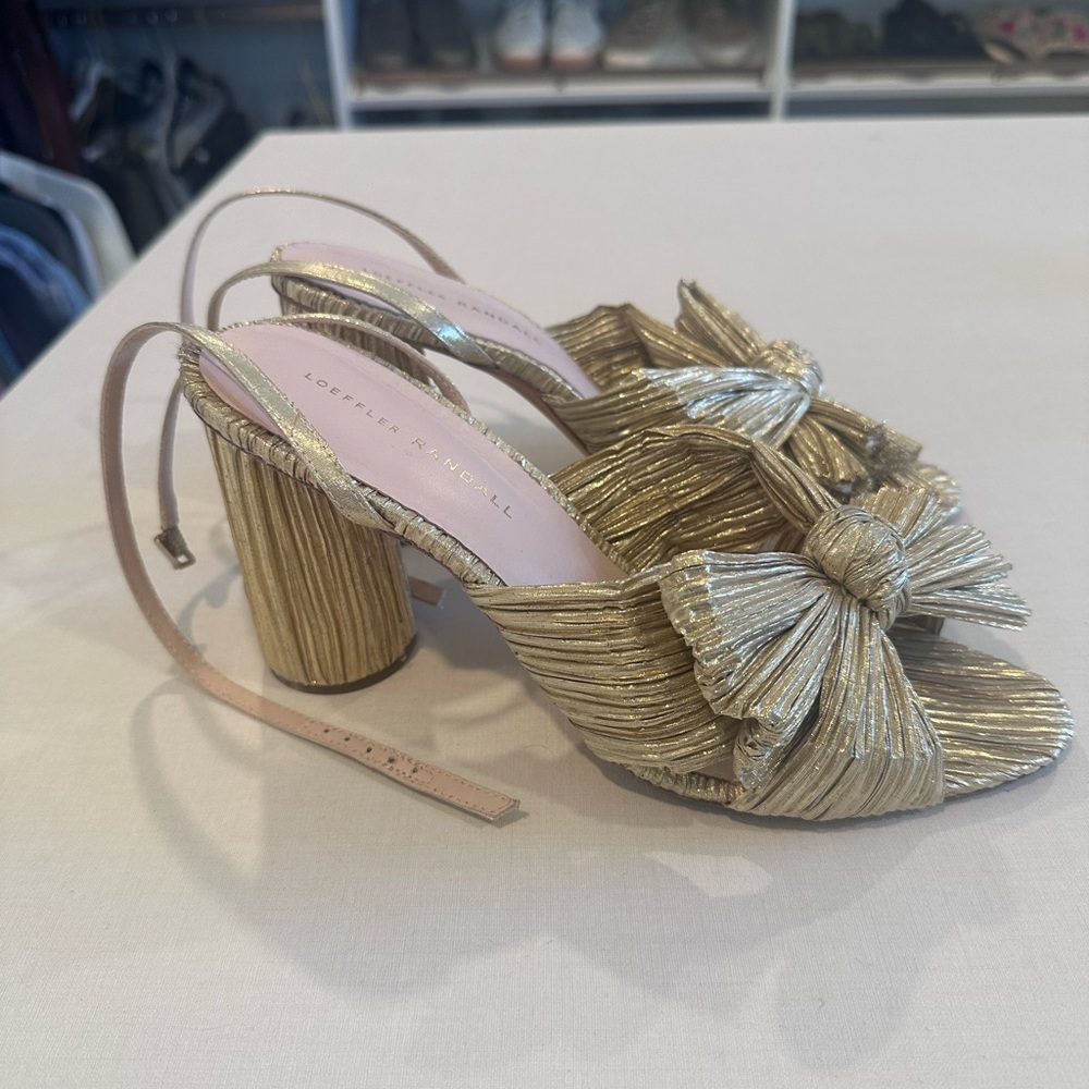 Loeffler Randall Camellia Gold Pleated Bow Heel - Picture 2 of 5